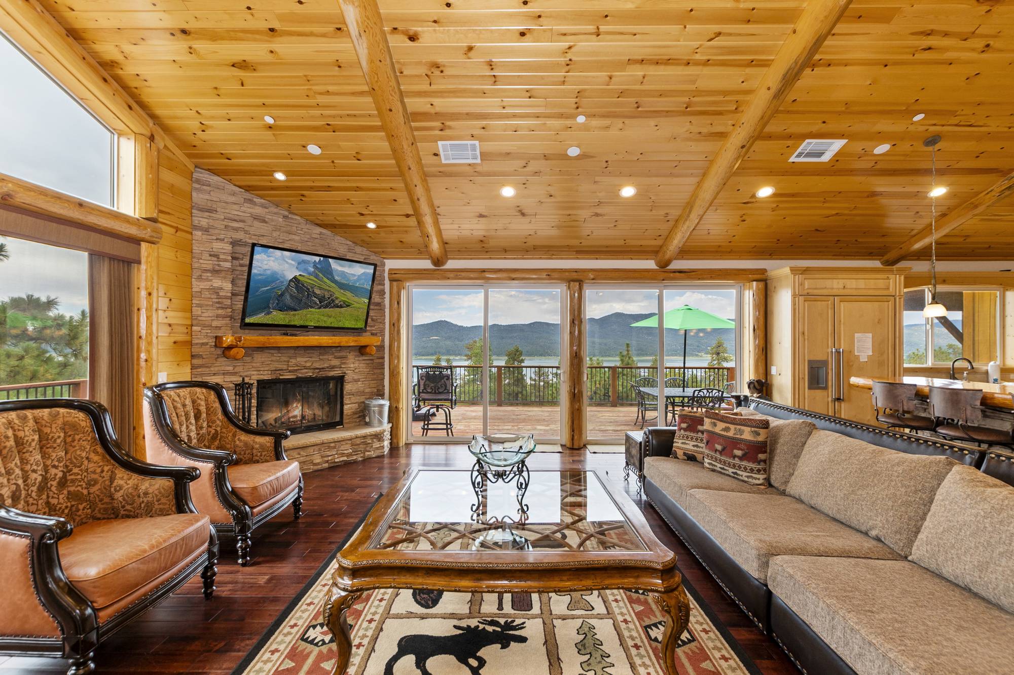 Cabin Image 9
