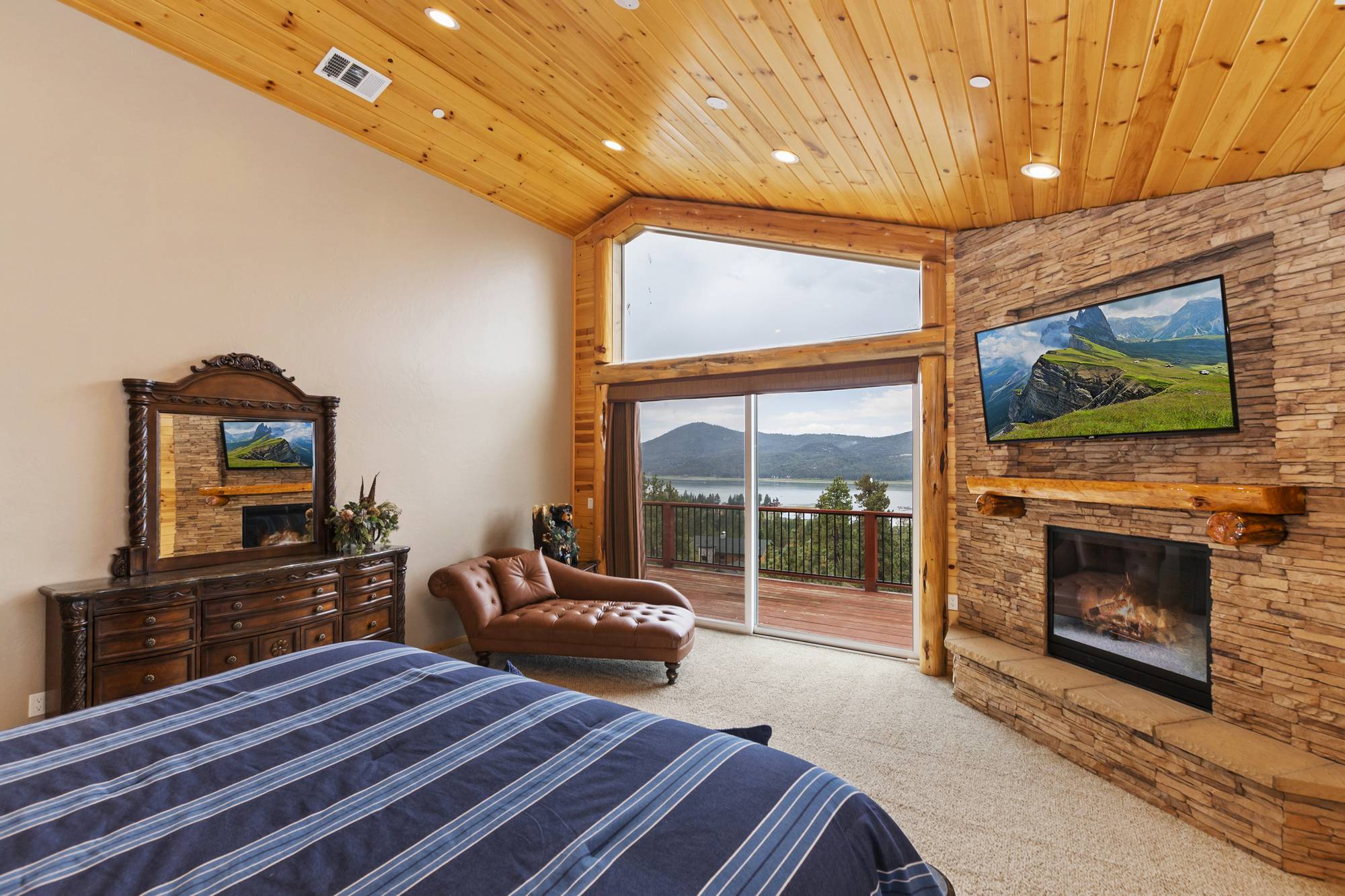 Cabin Image 40