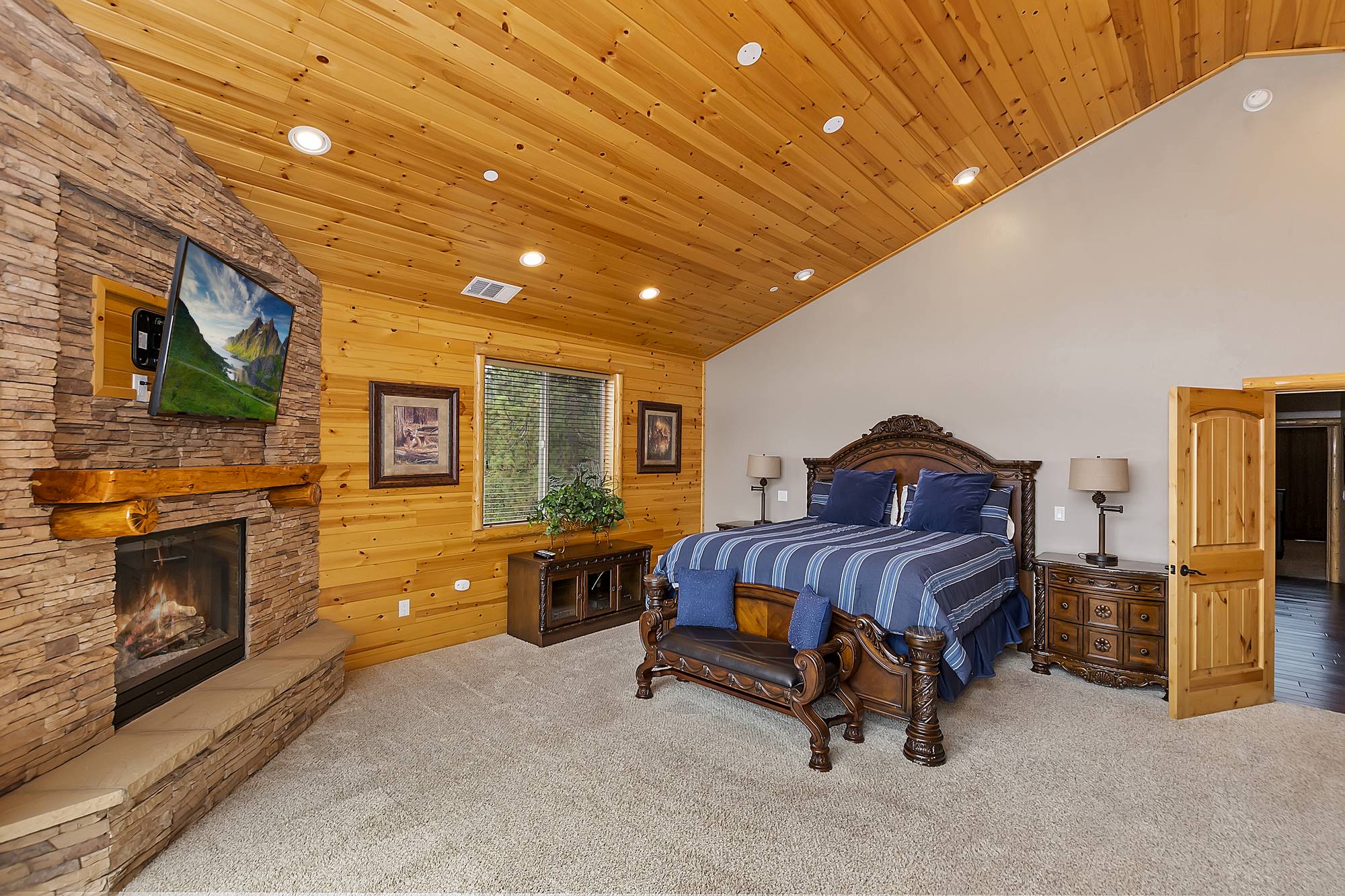 Cabin Image 41